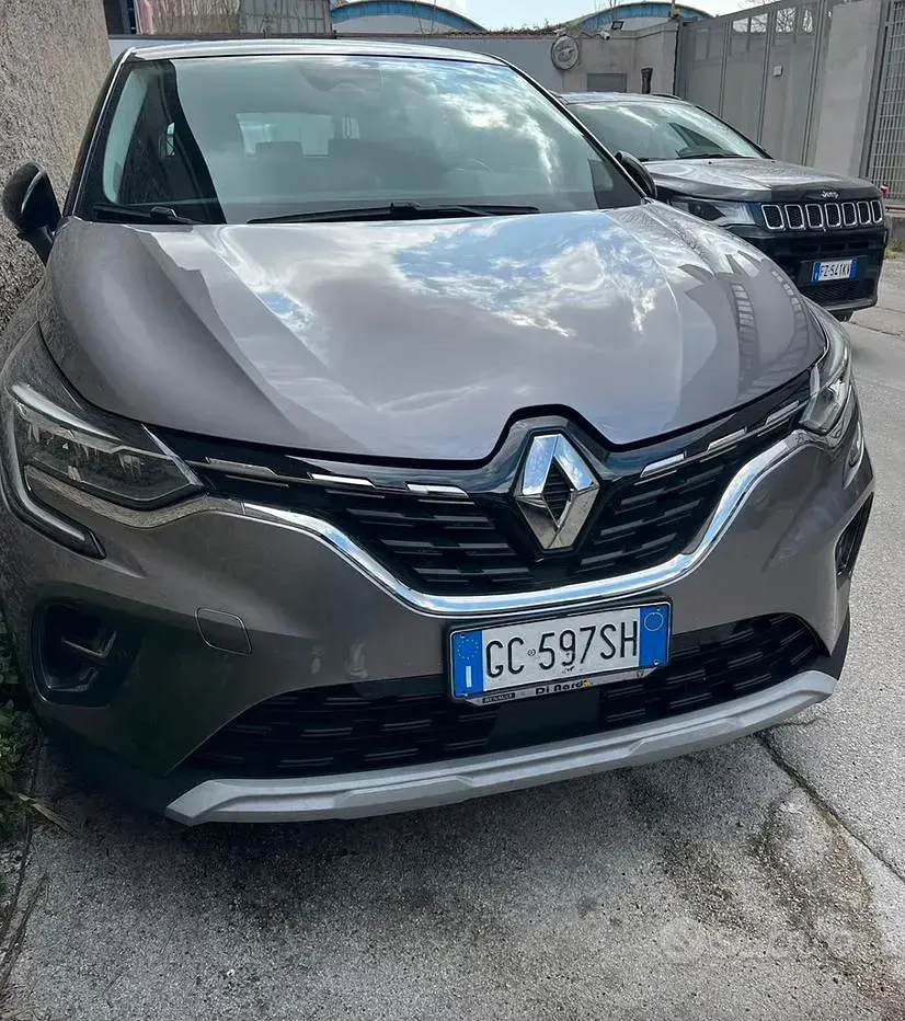 Usata Renault Captur 95 CV (69 kW) 2020 Grigio SUV