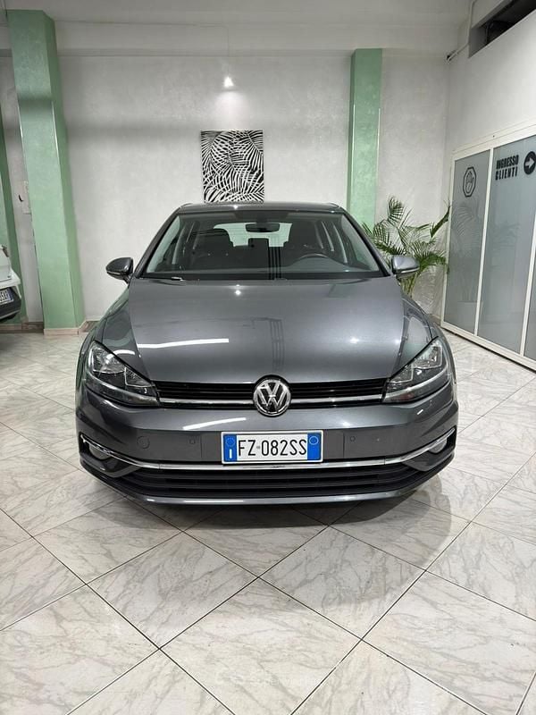 Usata VW Golf VII 150 CV (110 kW) 2019 Gray Berlina