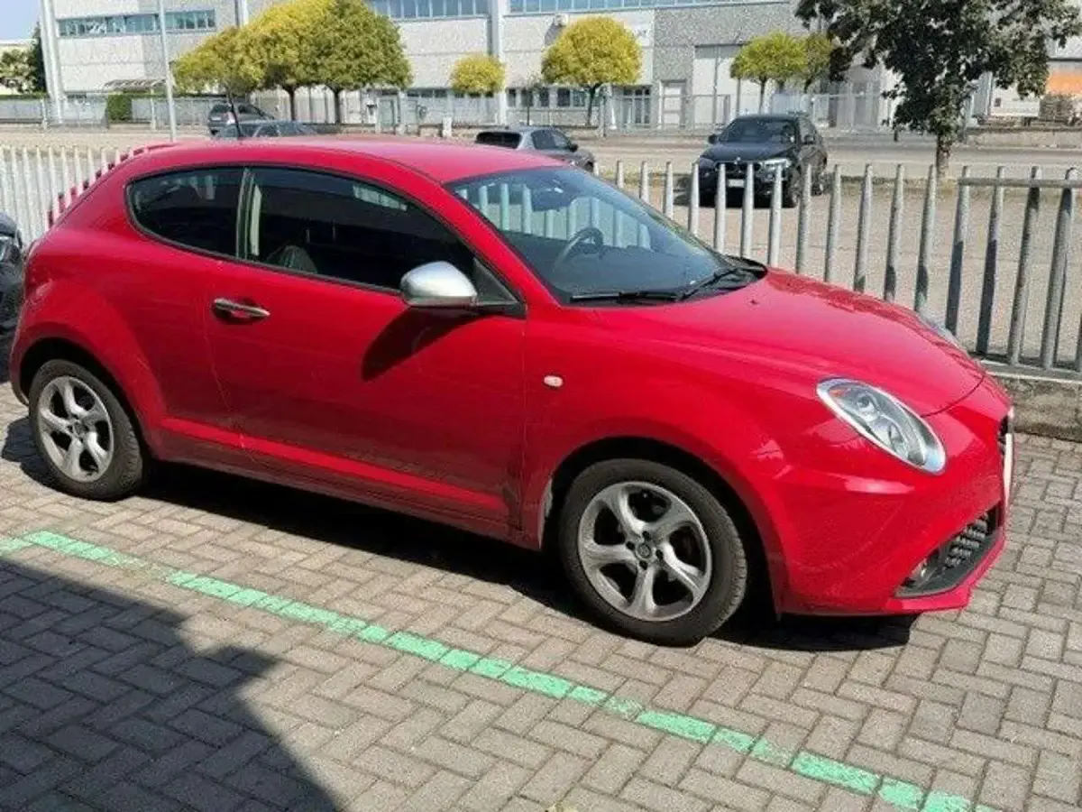 Usata Alfa Romeo MiTo 77 CV (56 kW) 2017 Rosso Utilitaria