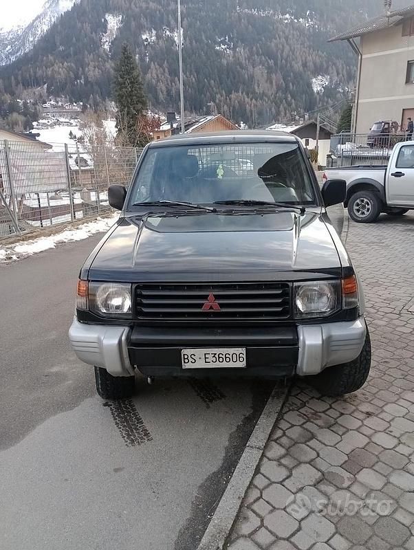Usata Mitsubishi Pajero 1992 Nero SUV