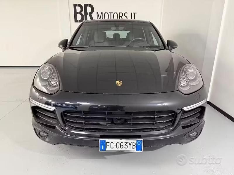 Usata Porsche Cayenne 250 CV (183 kW) 2016 Nero SUV