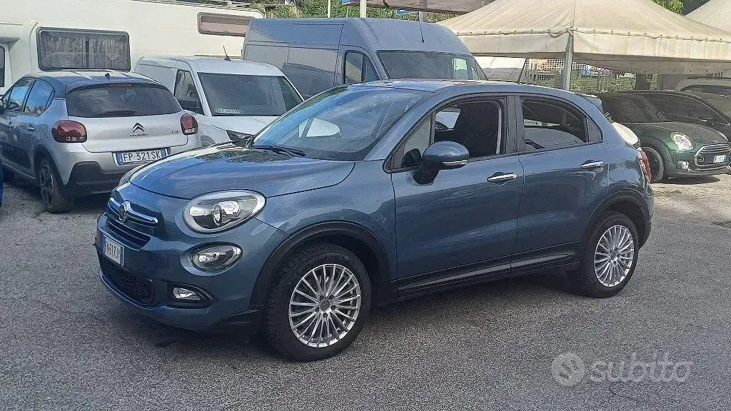 Begagnad Fiat 500X Mirror 120 HK (88 kW) 2018 Blå SUV