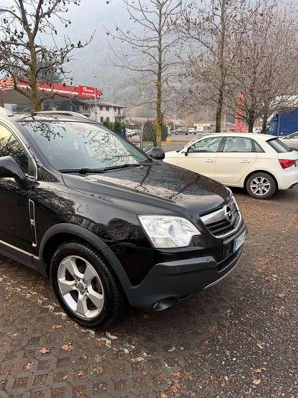 Usata Opel Antara 150 CV (110 kW) 2008 Nero SUV