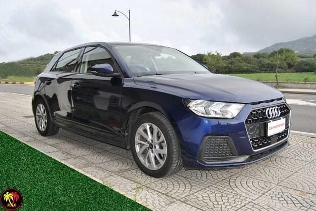 Usata Audi A1 Business 95 CV (69 kW) 2024 Blu SUV