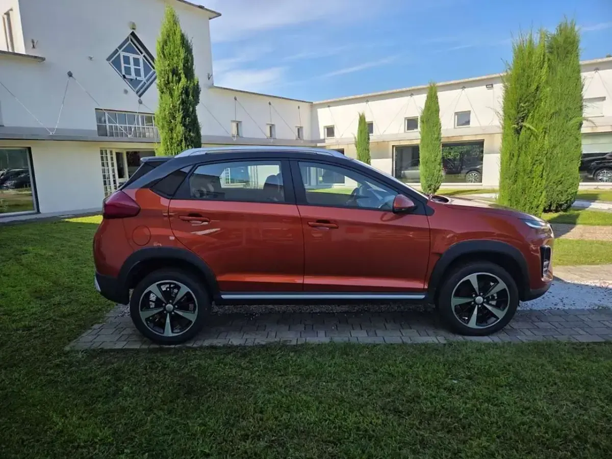 Nuova DR DR 3.0 116 CV (85 kW) 2025 Orange/t.black SUV