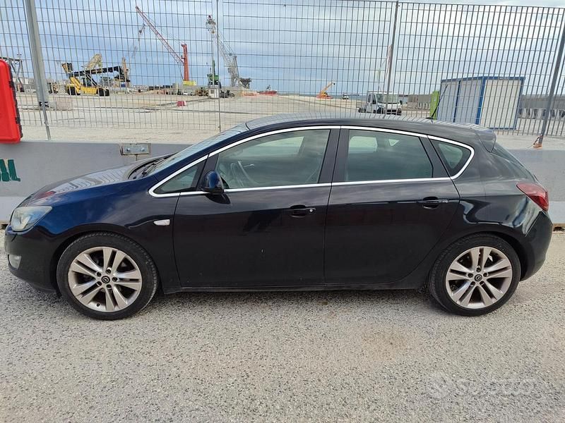 Usata Opel Astra 2011 Berlina