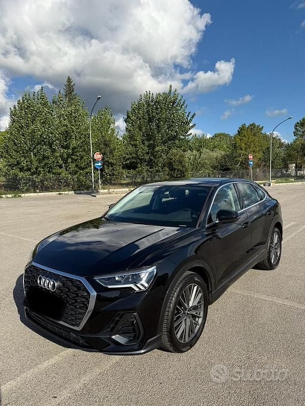 Usata Audi Q3 Sportback Business Plus 204 CV (150 kW) 2021 Nero SUV