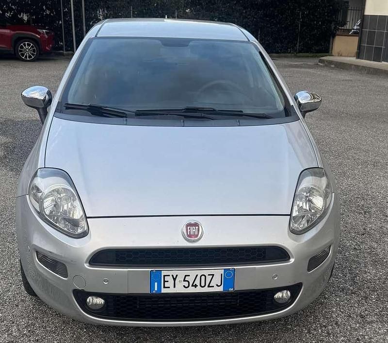 Usata Fiat Punto Evo Dynamic 75 CV (55 kW) 2015 Utilitaria