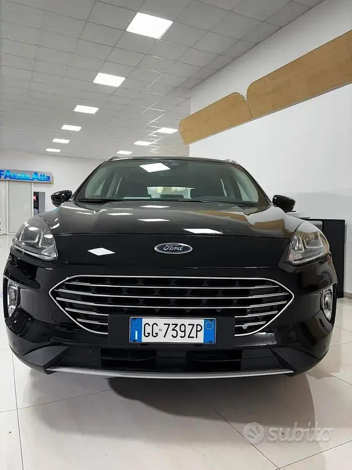 Usata Ford Kuga ST-Line X 120 CV (88 kW) 2021 Nero SUV