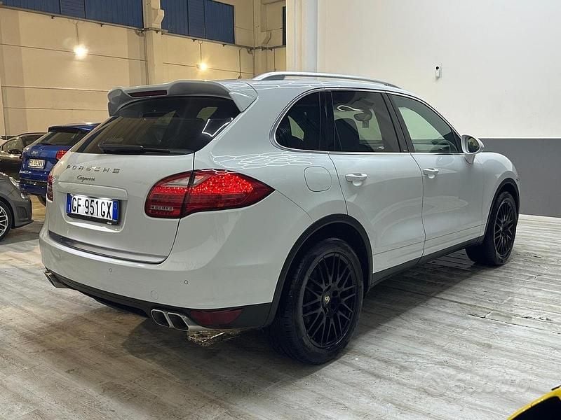 Usata Porsche Cayenne 250 CV (183 kW) 2014 Bianco SUV