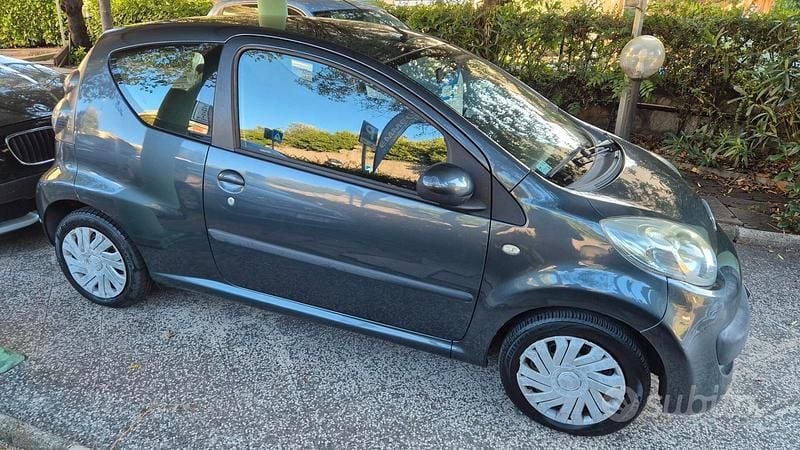 Occasion Citroën C1 55 ch (40 kW) 2008 Gris Citadine