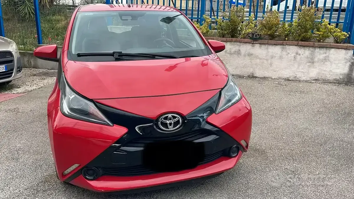 Usata Toyota Aygo 69 CV (50 kW) 2015 Utilitaria