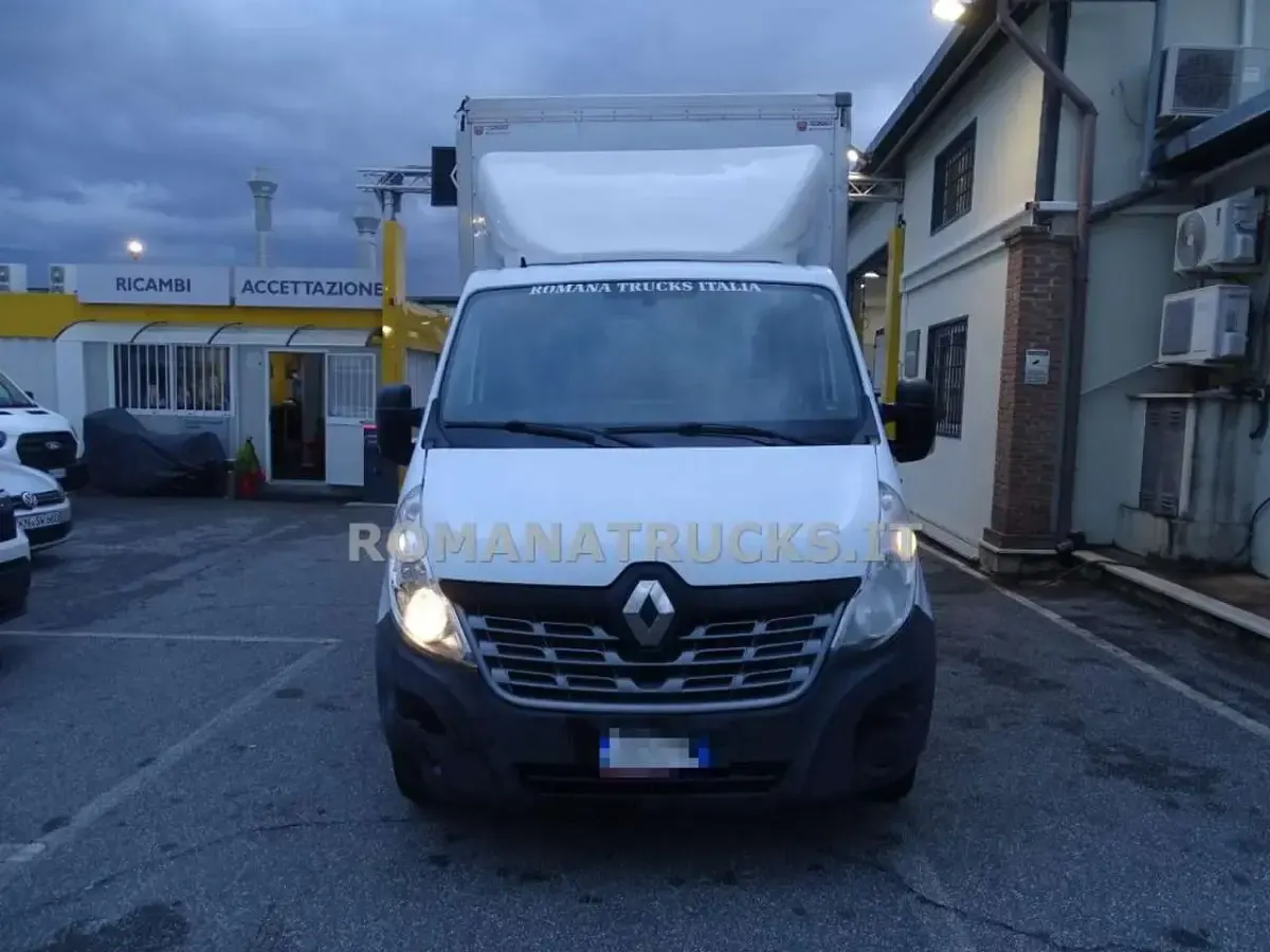 Usata Renault Master 145 CV (106 kW) 2020 Bianco pastello Furgone