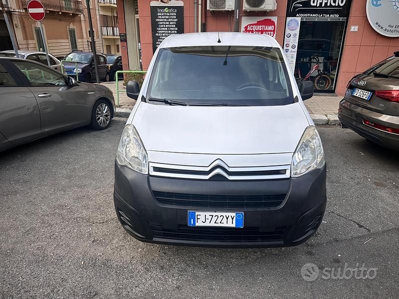 Usata Citroën Berlingo Feel 99 CV (72 kW) 2017 Bianco Monovolume