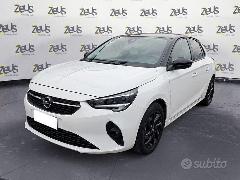Bianco Usata 2022 Opel Corsa Design & Tech Tre volumi | 13.900 € (Buon prezzo) - Immagine 1/4