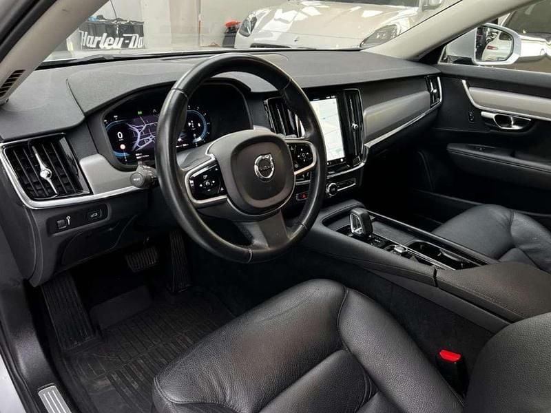 Usata Volvo V90 Momentum 197 CV (144 kW) 2021 Argento Station wagon
