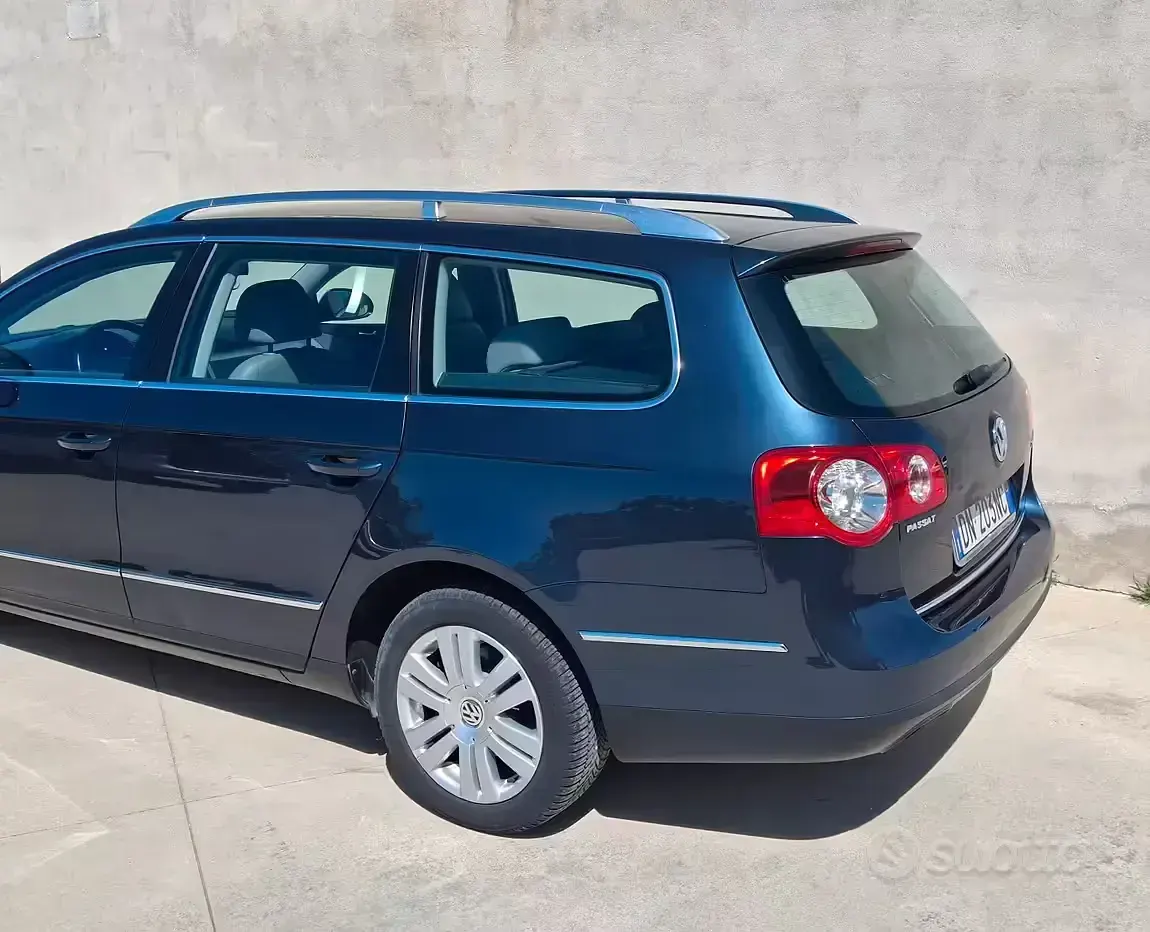 Usata VW Passat 140 CV (102 kW) 2008 Bluazzurro Station wagon