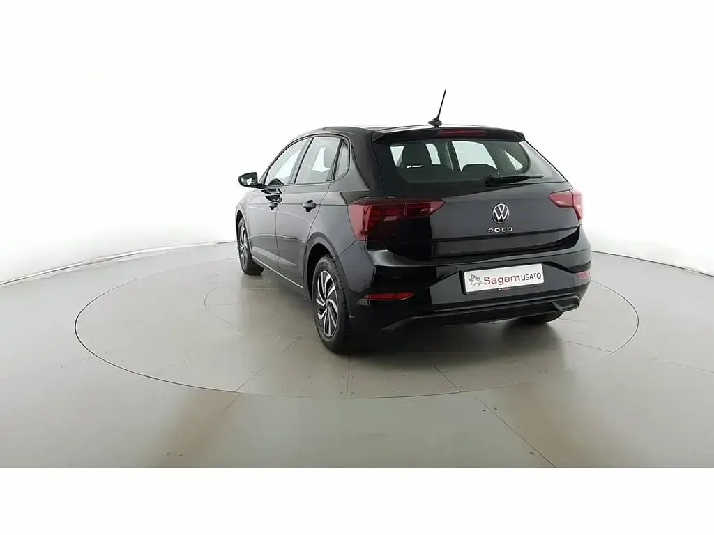 Usata VW Polo Life 95 CV (69 kW) 2023 Nero deep effetto perlato Utilitaria