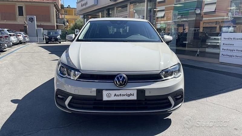 Usata VW Polo Life 95 CV (69 kW) 2023 Beige Berlina