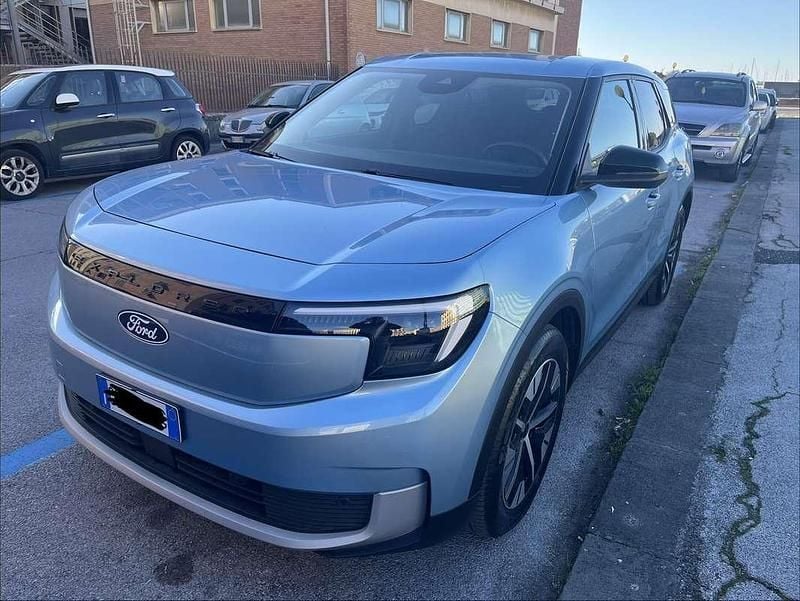 Blu/azzurro Usata 2024 Ford Explorer Extended Range SUV | 37.500 € (Ottimo prezzo) - Immagine 1/4