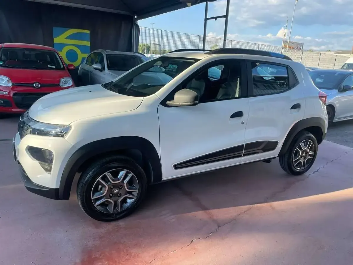 Usata Dacia Spring Comfort Plus 19 kW (26 CV) 2021 Bianco Utilitaria
