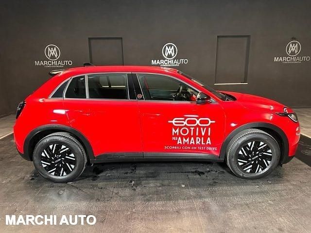 Usata Fiat 600E Red 61 kW (84 CV) 2023 Rosso SUV