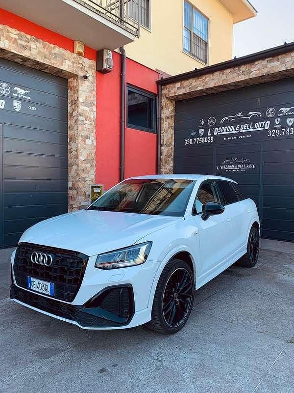 Usata Audi Q2 Ambiente 150 CV (110 kW) 2021 Bianco SUV