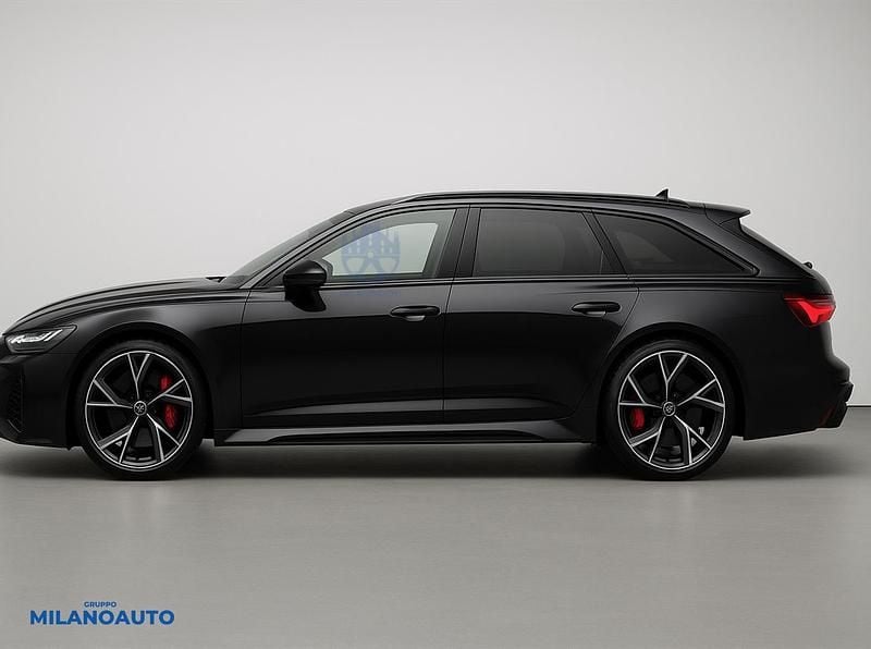Usata Audi RS6 Performance 630 CV (463 kW) 2025 Nero Station wagon