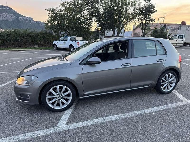 Usata VW Golf VII Comfortline 105 CV (77 kW) 2013 Berlina