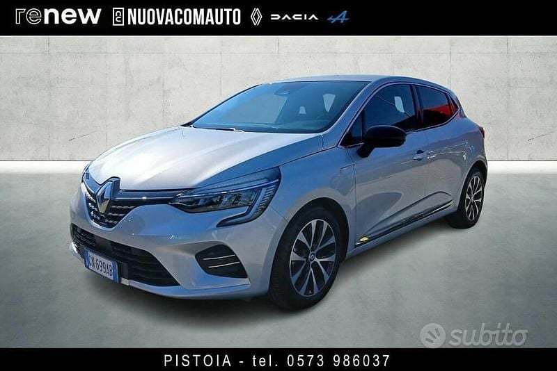 Usata Renault Clio V Intens 101 CV (74 kW) 2023 Grigio Berlina