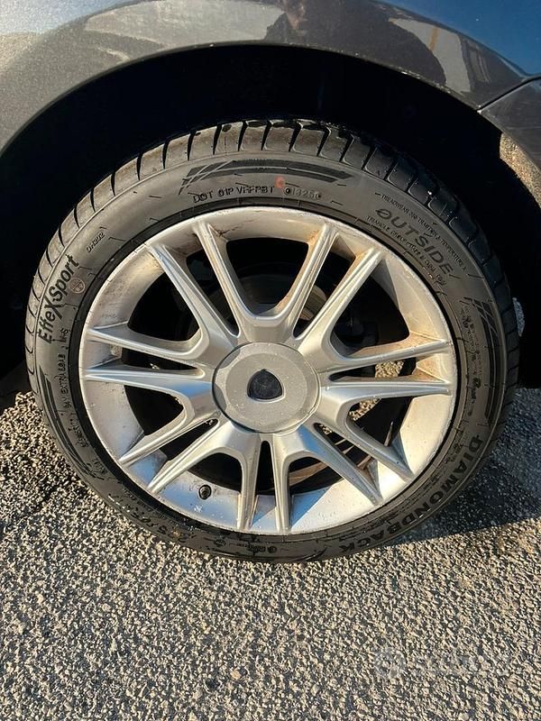 Usata Lancia Delta 120 CV (88 kW) 2009 Grigio Utilitaria