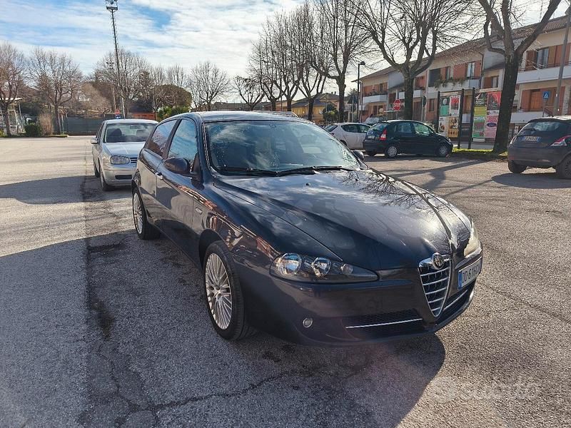 Usata Alfa Romeo 147 2006 Nero Utilitaria