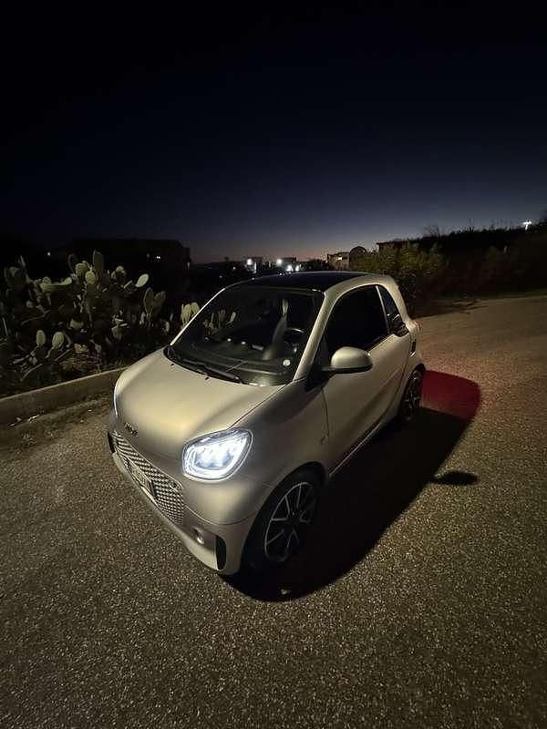 Usata Smart ForTwo Coupé 41 kW (56 CV) 2021 Utilitaria