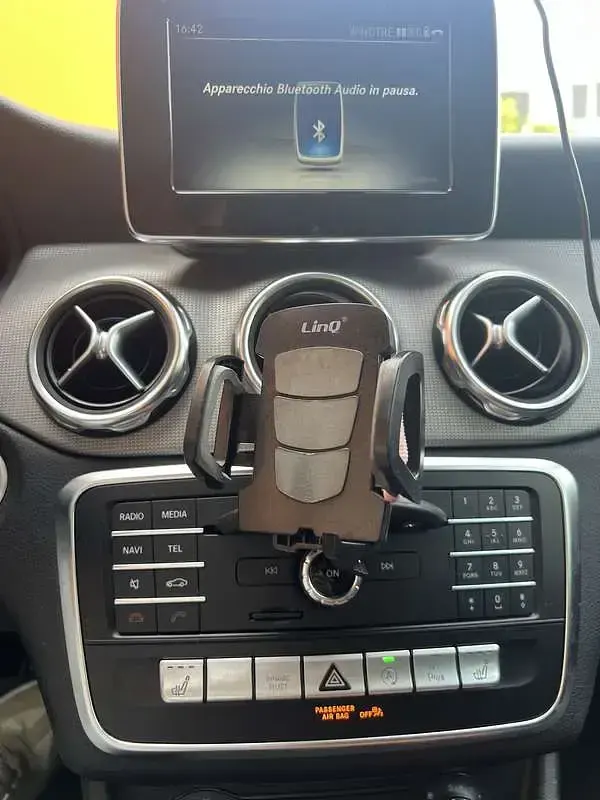 Usata Mercedes GLA200 150 CV (110 kW) 2020 SUV
