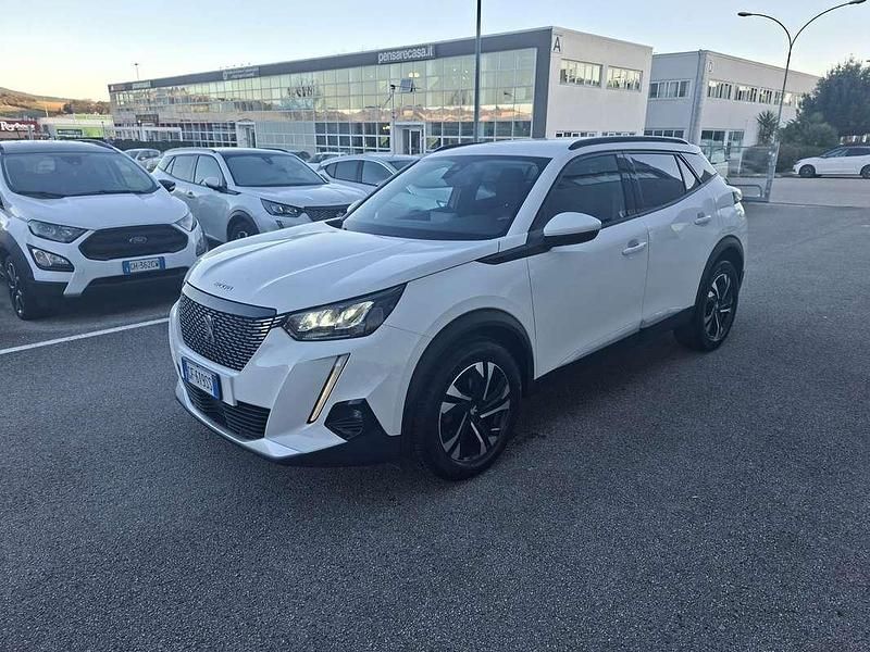 Usata Peugeot 2008 Allure 110 CV (80 kW) 2021 Bianco SUV