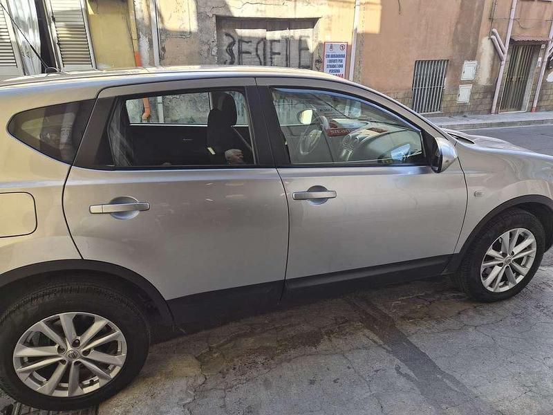 Usata Nissan Qashqai Acenta 106 CV (77 kW) 2008 Argento SUV