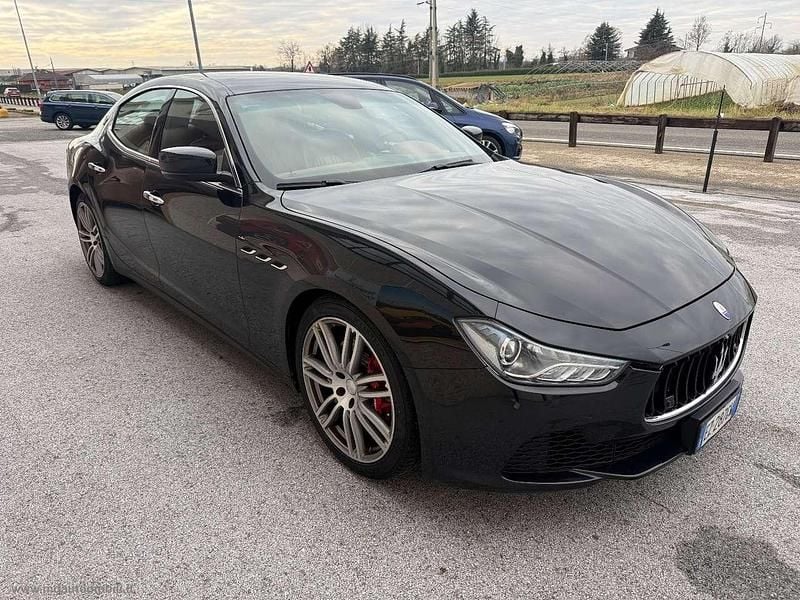 Usata Maserati Ghibli 275 CV (202 kW) 2015 Nero Berlina
