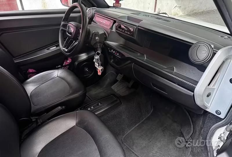 Usata Ligier Myli 60 kW (82 CV) 2024 Bianco Utilitaria