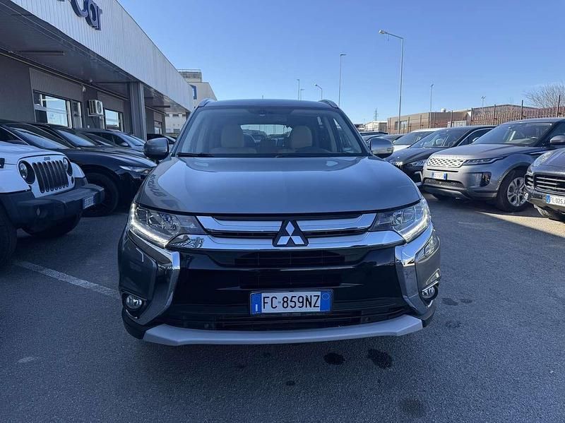 Usata Mitsubishi Outlander Plus 150 CV (110 kW) 2016 Other SUV