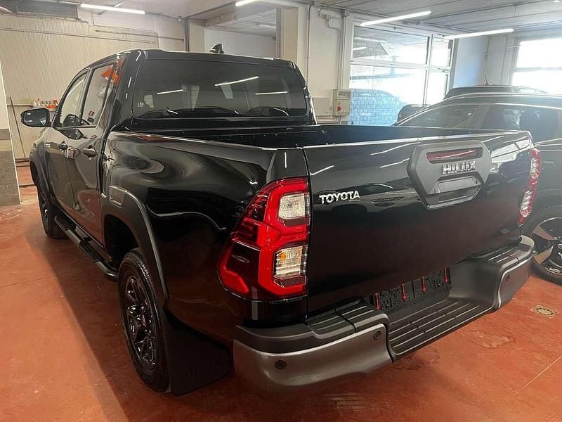 Ny Toyota HiLux 204 HK (150 kW) 2026 Svart Pickup