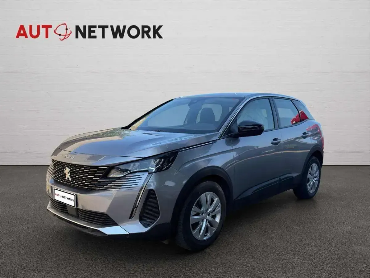 Usata Peugeot 3008 Active 131 CV (96 kW) 2022 Grigio SUV