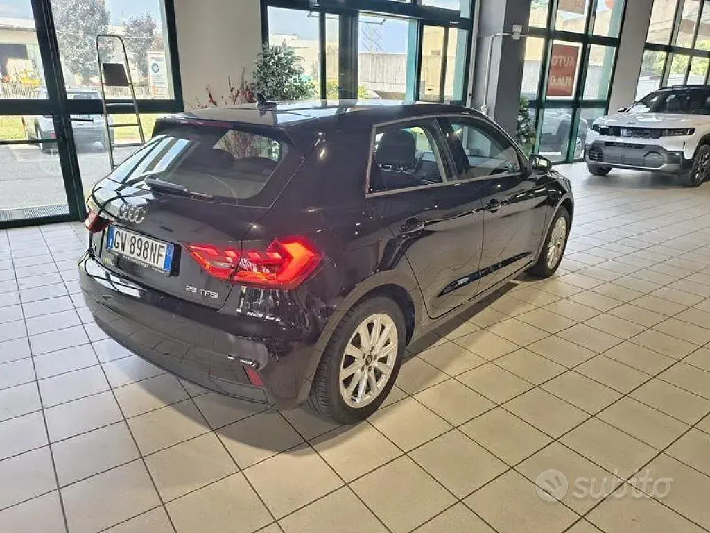 Usata Audi A1 Admired 95 CV (69 kW) 2023 Nero SUV