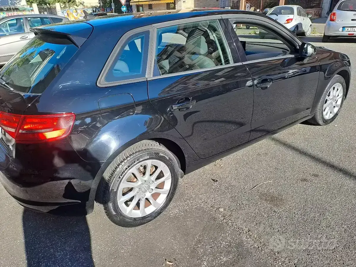 Usata Audi A3 Ambition 110 CV (80 kW) 2015 Nero Berlina