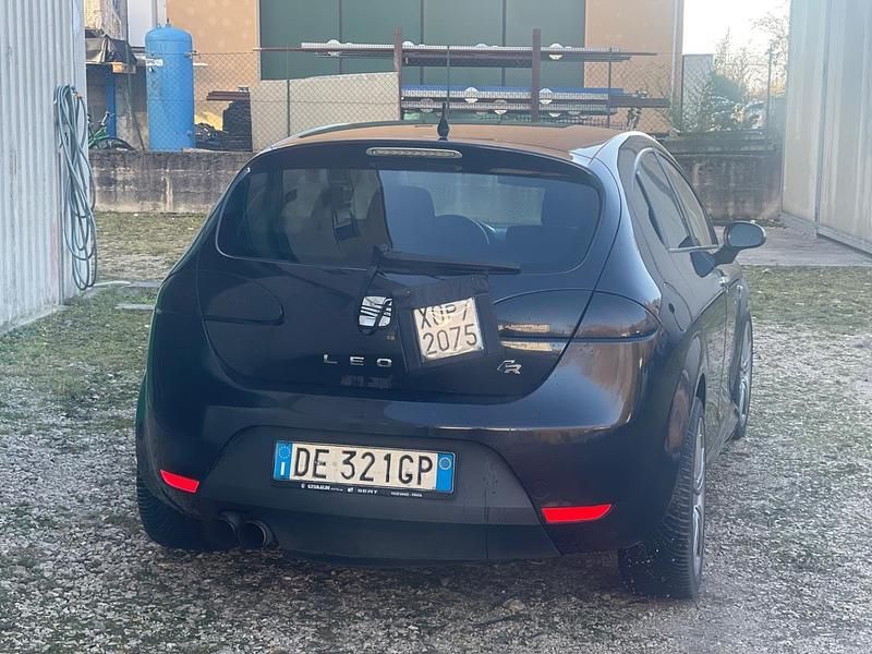 Usata Seat Leon FR 169 CV (124 kW) 2007 Nero Utilitaria