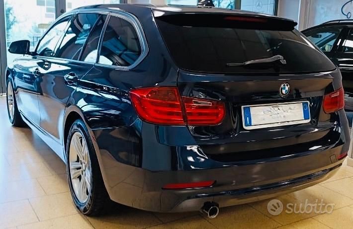 Usata BMW 316 Sport Line 116 CV (85 kW) 2013 Blu Station wagon