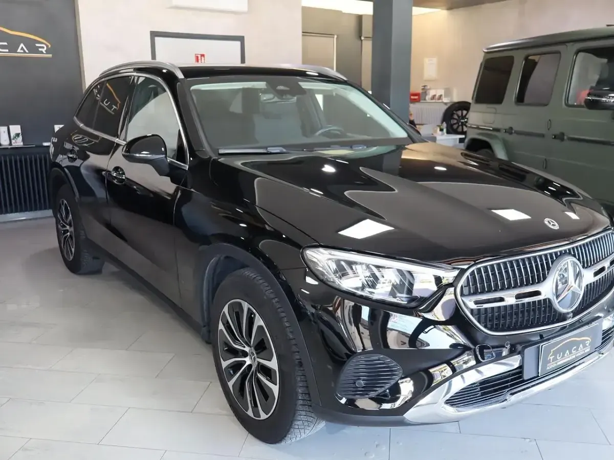 Usata Mercedes GLC220 Advanced Plus 220 CV (161 kW) 2023 Nero SUV