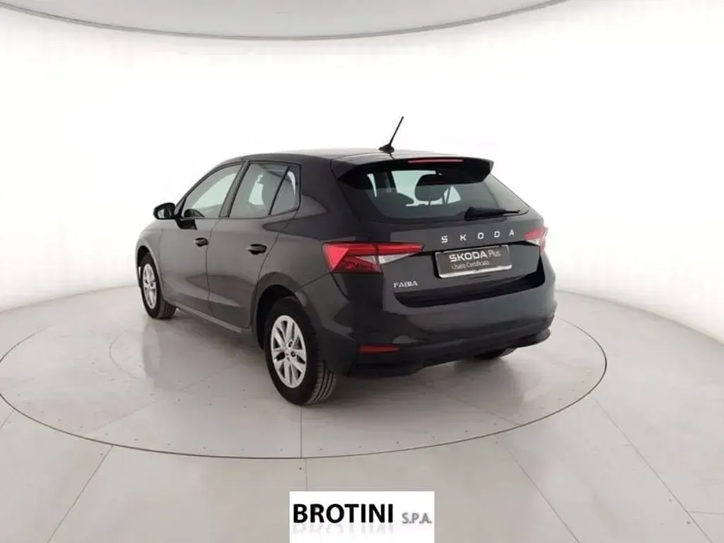 Usata Skoda Fabia Selection 80 CV (58 kW) 2024 Nero Utilitaria