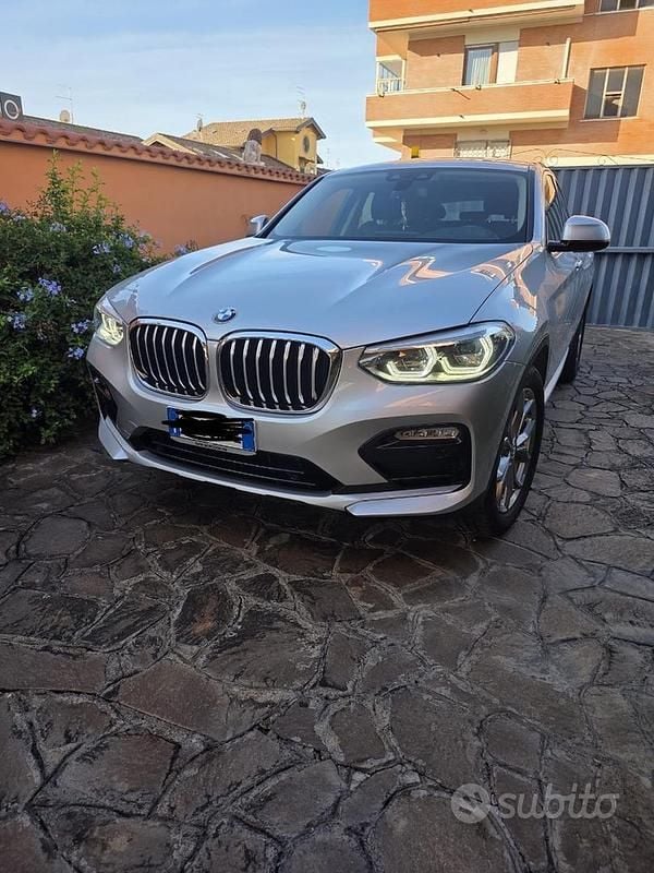 Argento Usata 2020 BMW X4 SUV | 36.000 € (Super prezzo) - Immagine 1/4