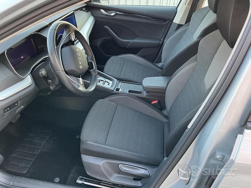 Usata Skoda Octavia Selection 150 CV (110 kW) 2024 Grigio Station wagon