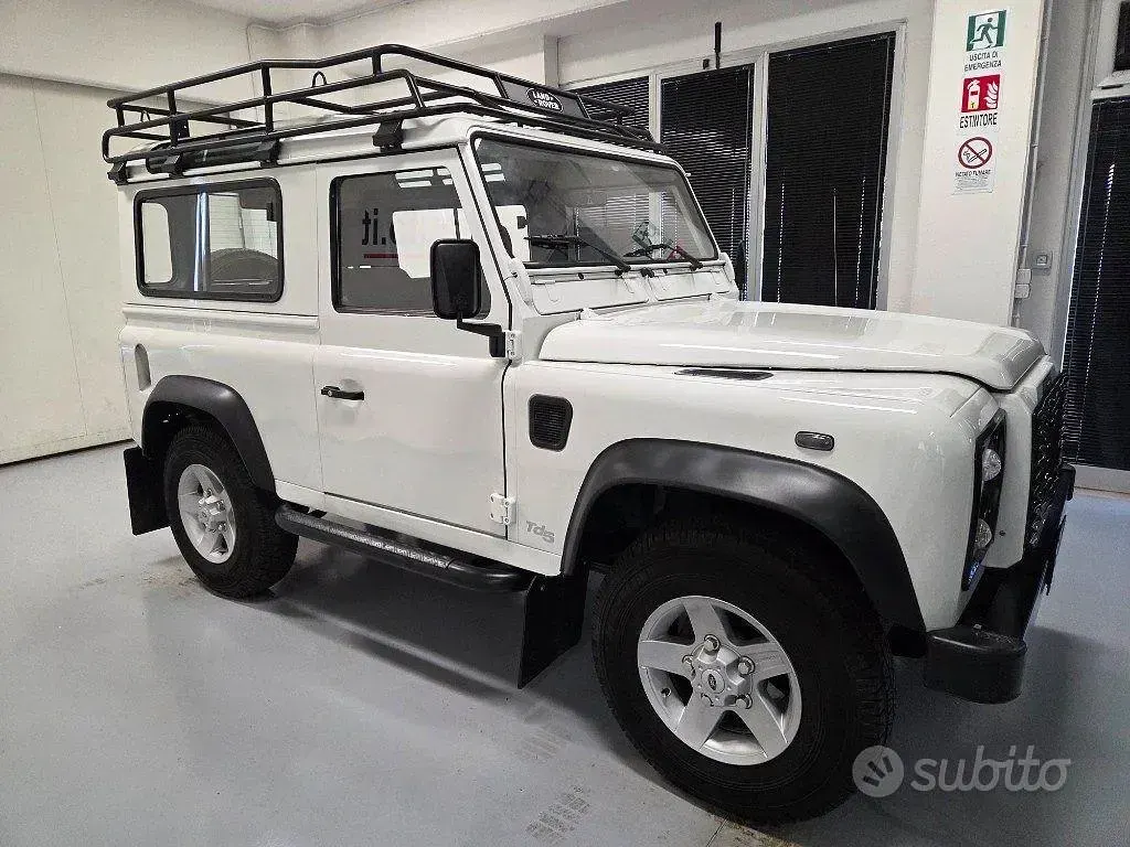 Usado Land Rover Defender 122 CV (89 kW) 2004 Blanco SUV